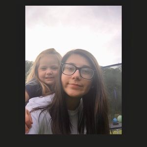 Meet your Posher, Lexie